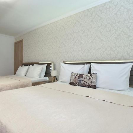 Апартаменты Palm Square 1 Old Town Apt Будва Экстерьер фото
